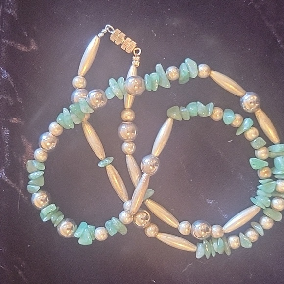 Silver beads with Turquoise color glass like stones 22 inch circa 1970s - Picture 3 of 4